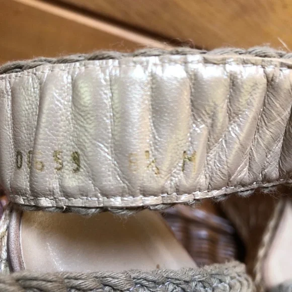 Stuart Weitzman Khaki Crochet Alex Ankle Halter Wrap Espadrille Wedge Sandal 8.5 - Picture 16 of 16